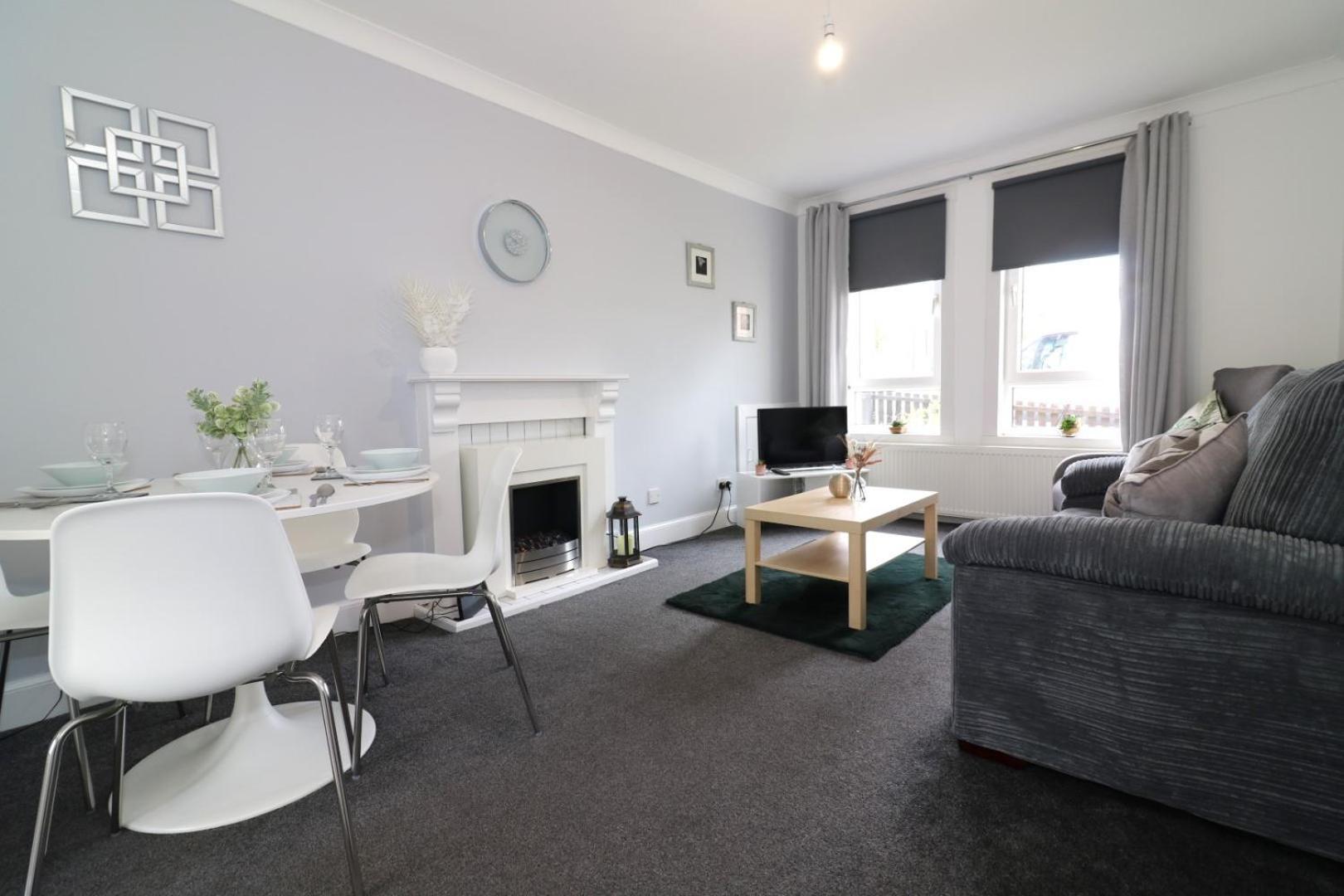 Signature - Gartlea House Daire Airdrie Dış mekan fotoğraf