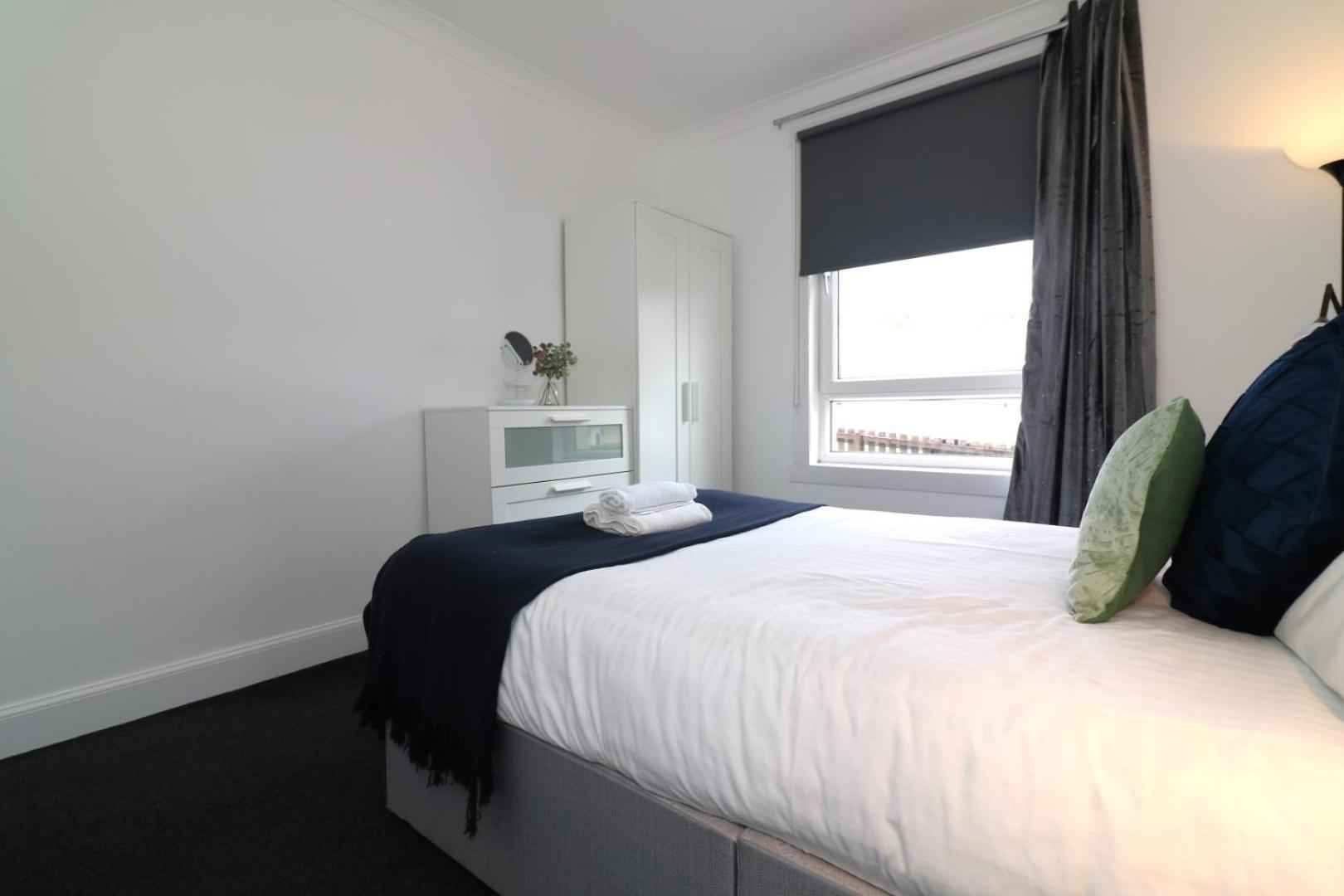 Signature - Gartlea House Daire Airdrie Dış mekan fotoğraf