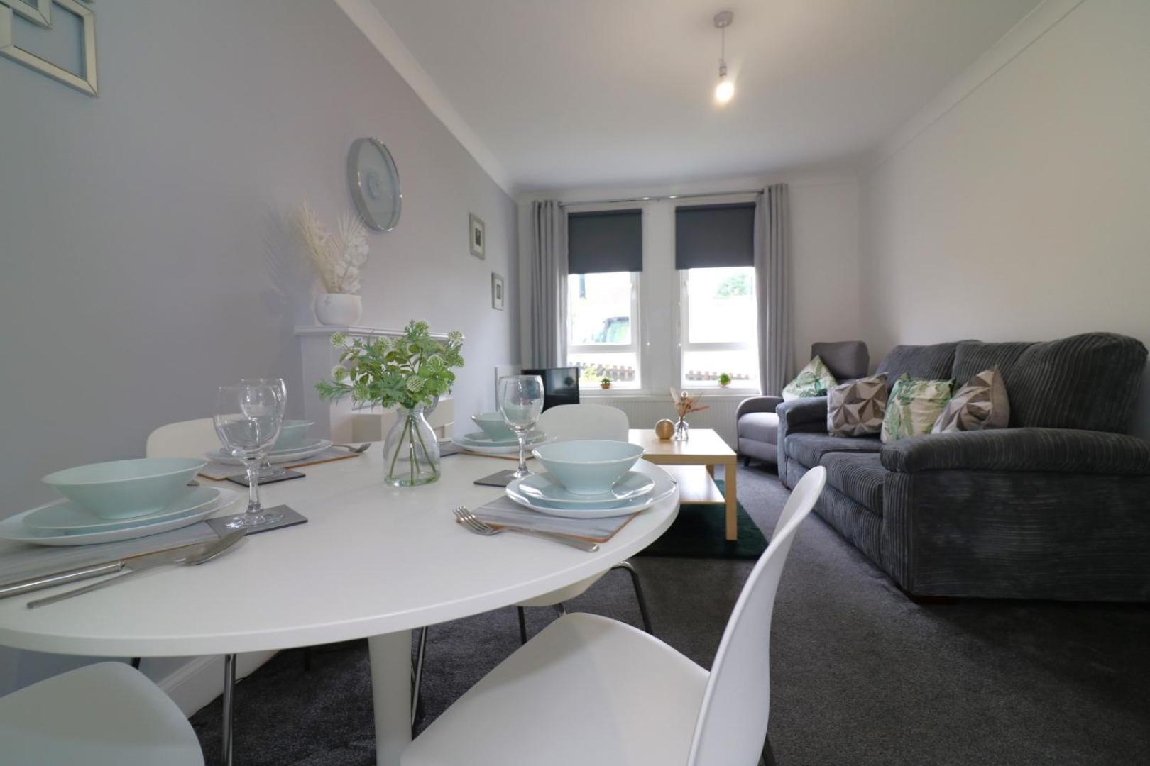 Signature - Gartlea House Daire Airdrie Dış mekan fotoğraf