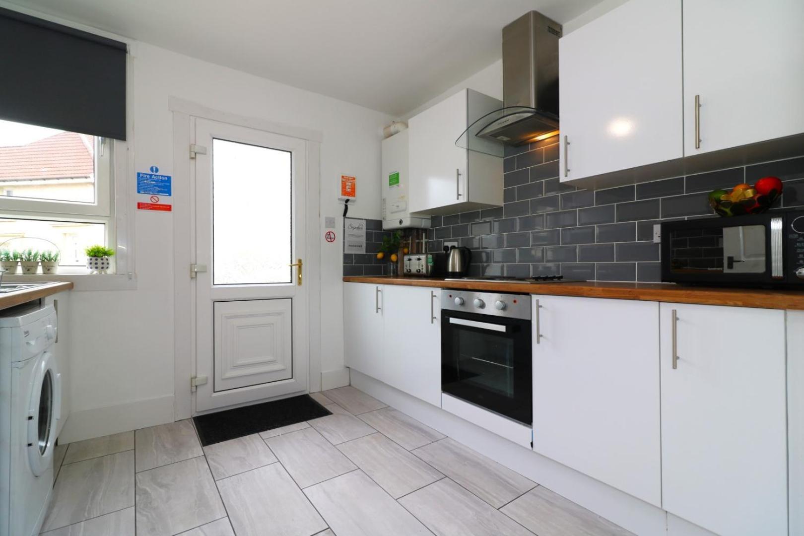Signature - Gartlea House Daire Airdrie Dış mekan fotoğraf